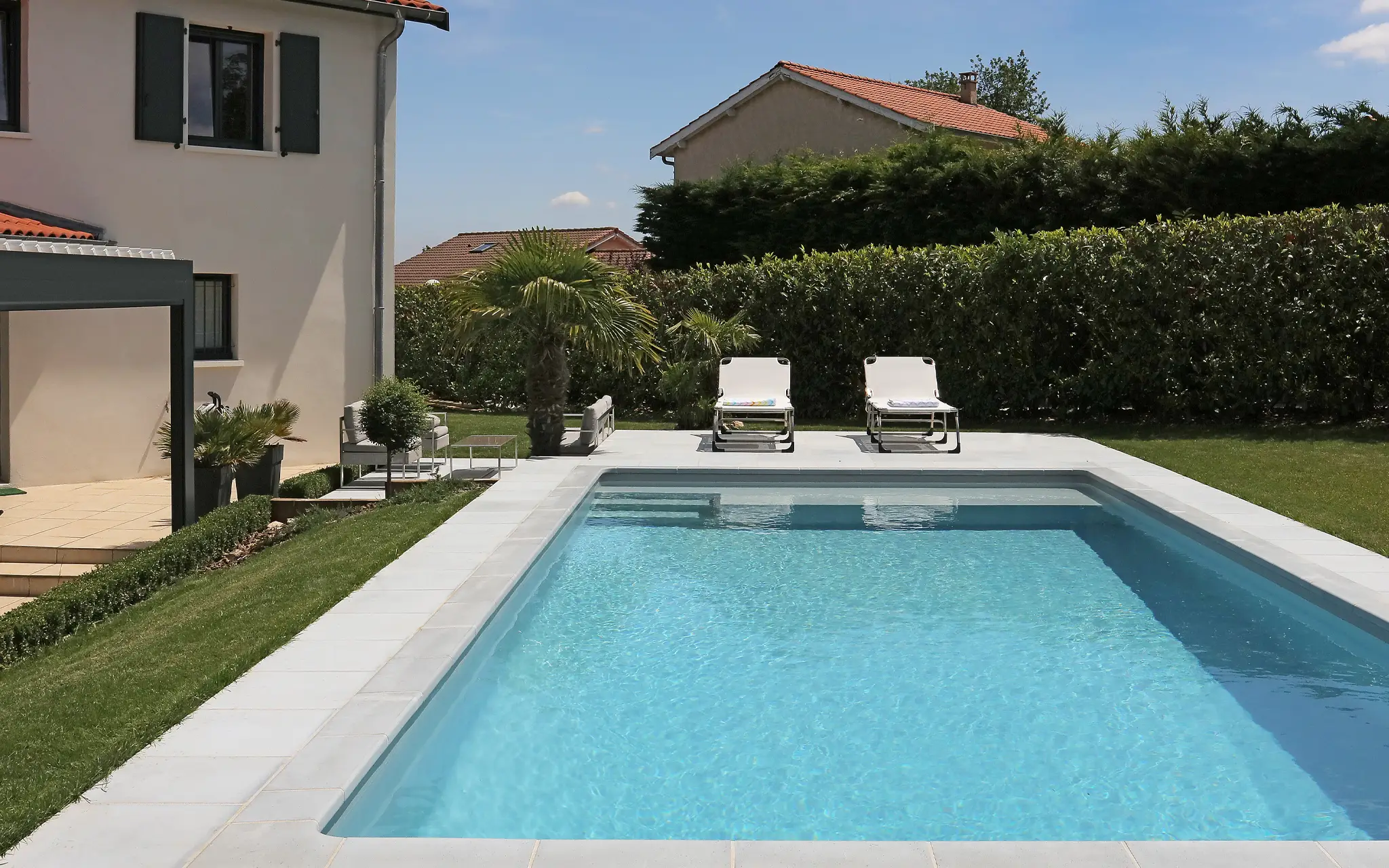 Pool im Garten in Kiel