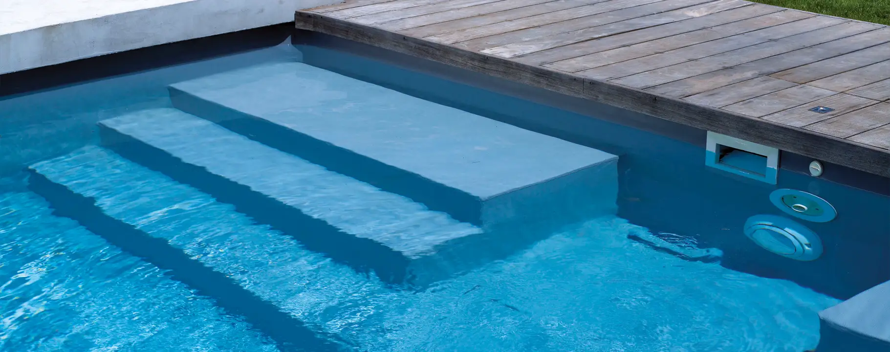 Individueller Swimmingpool im Raum München